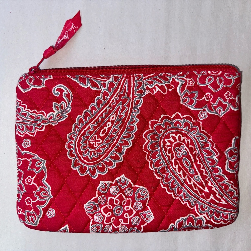 Use button great condition vera Bradley quilted coin pouch